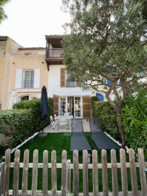 Maison de pêcheur Port-Grimaud + Amarrage bateau 11 x 4,5 M
